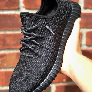 Men’s pirate black yeezy’s
